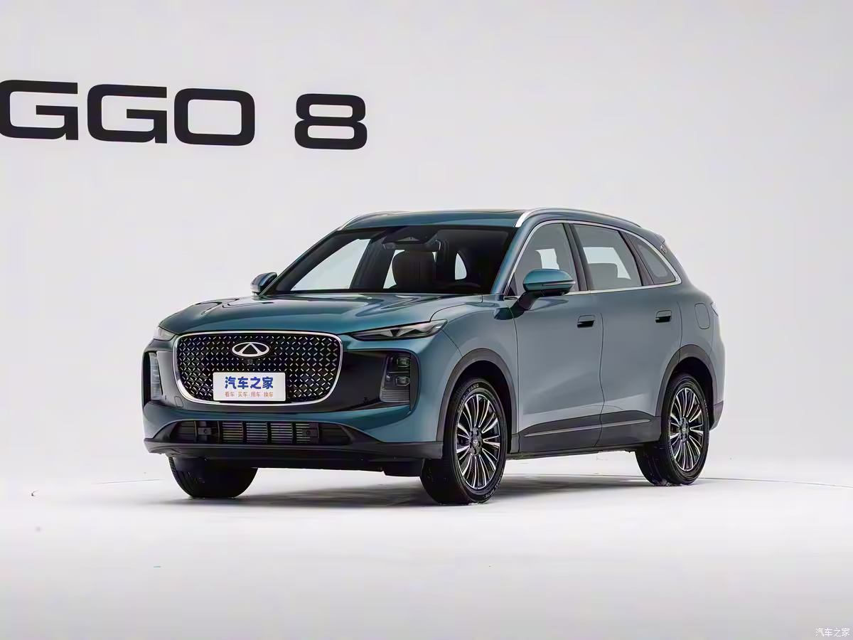 The new Tiggo 8 with dual front faces/two styles of interior designs will start pre-sales on November 3