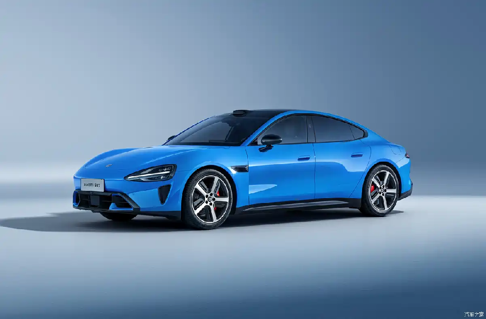 The new Xiaomi SU7 pre-sale starts at 229,900 and will be launched in April with a battery life of 902km and a major safety upgrade.