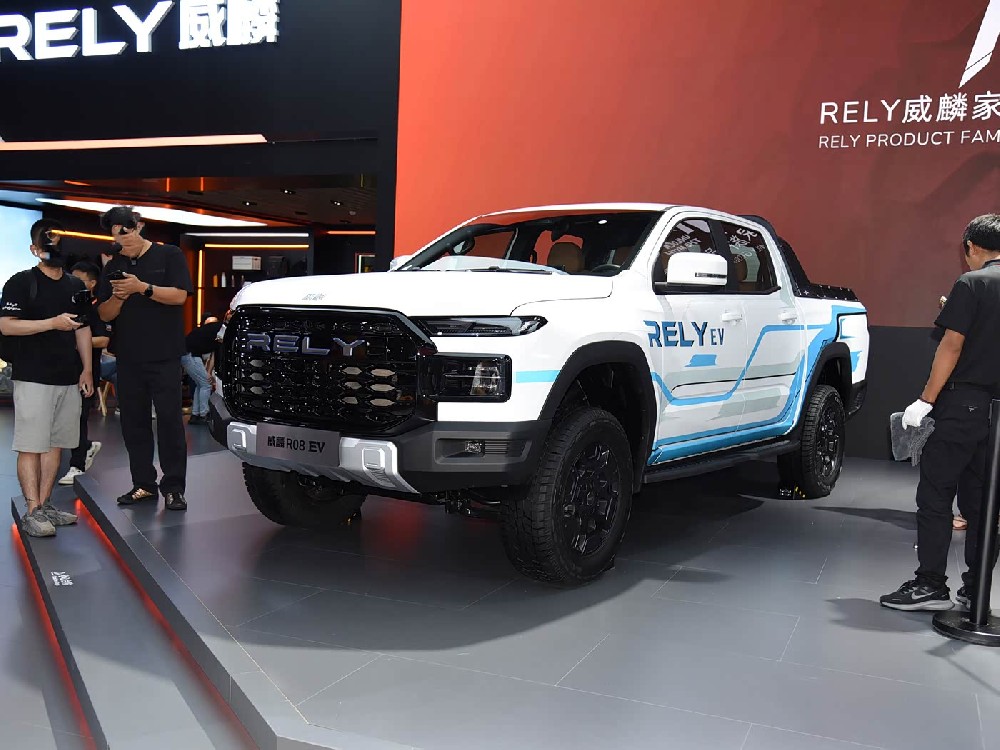 Mid-term facelift Mercedes-Benz S-Class/Weilin R08EV, etc. N···