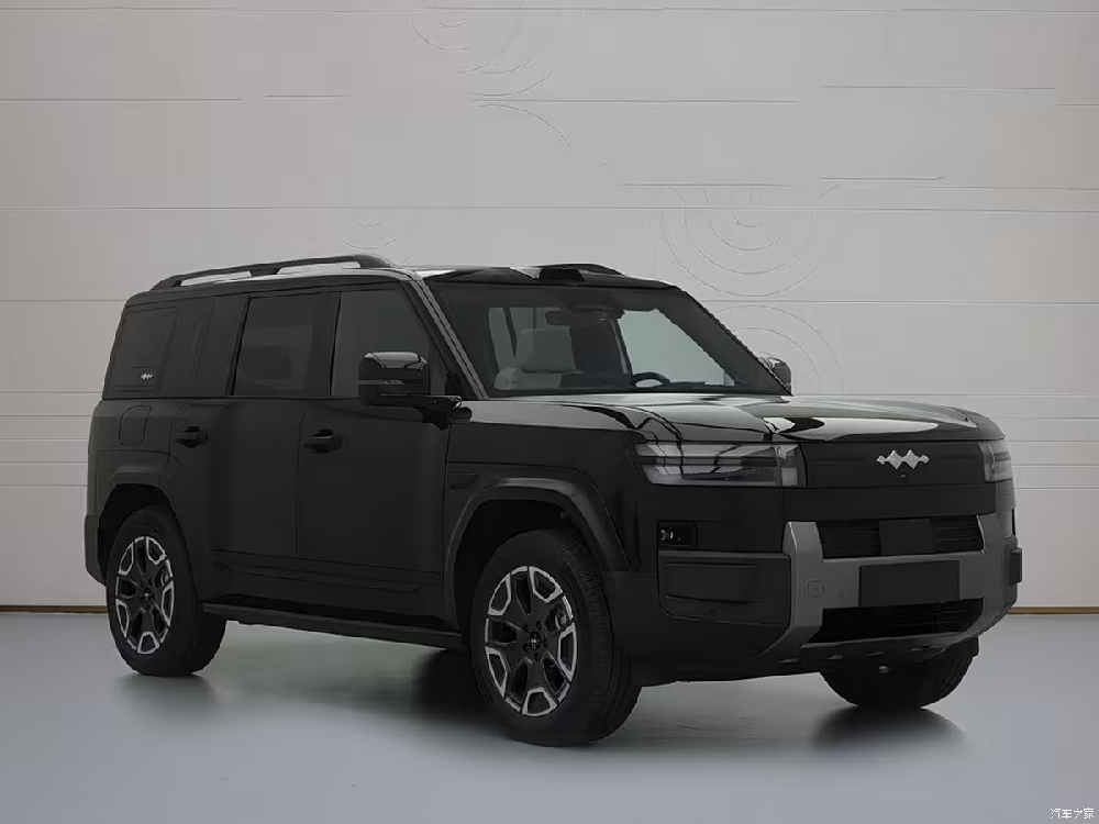 Formula Leopard Titanium 7 EV Flash Charge Edition to Launch in April; Formula Leopard Sedan Debuts at Beijing Auto Show