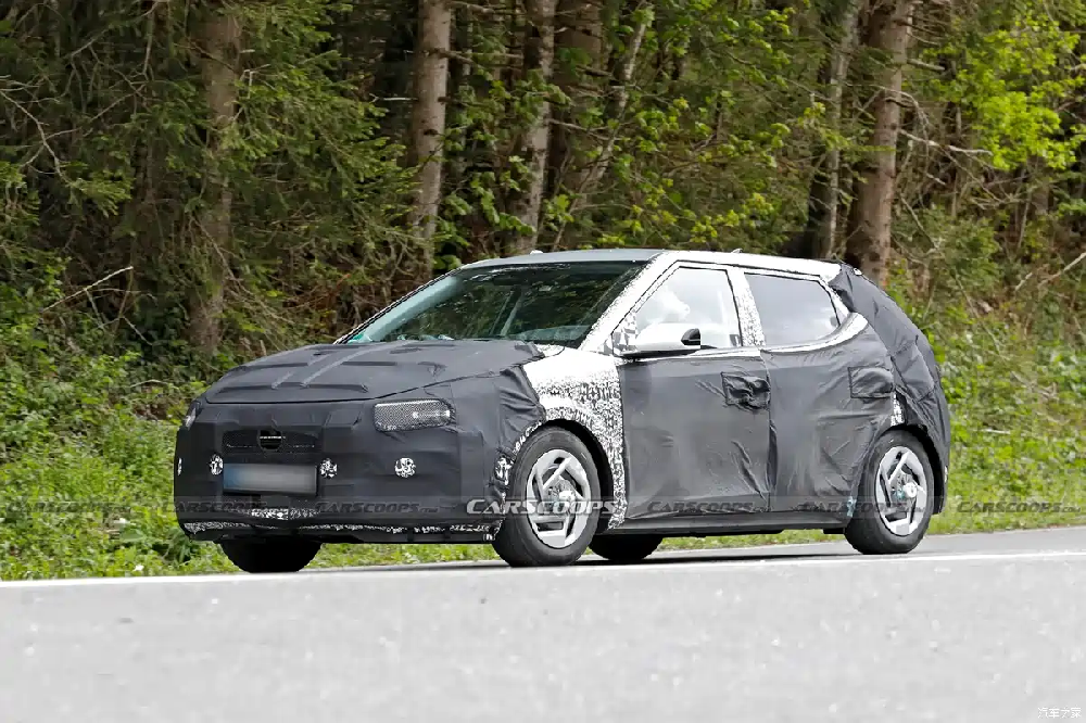 Spy photos of the new Hyundai i20 have surfaced, revealing a completely new design language and the addition of a pure electric powertrain.