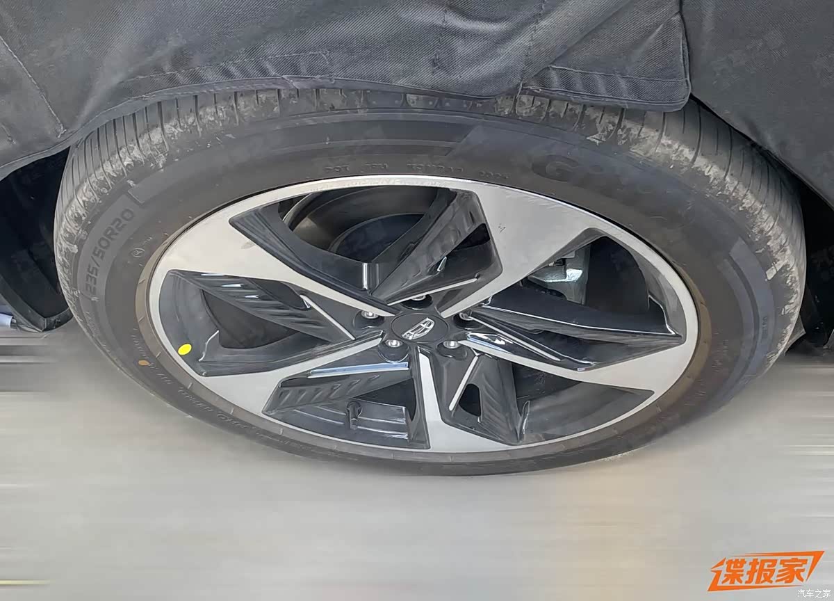 http://www2.autoimg.cn/chejiahaodfs/g33/M04/D7/BB/620x0_1_autohomecar__ChxpVWpytmuAE0XnAAHFXZXN7ZQ703.jpg