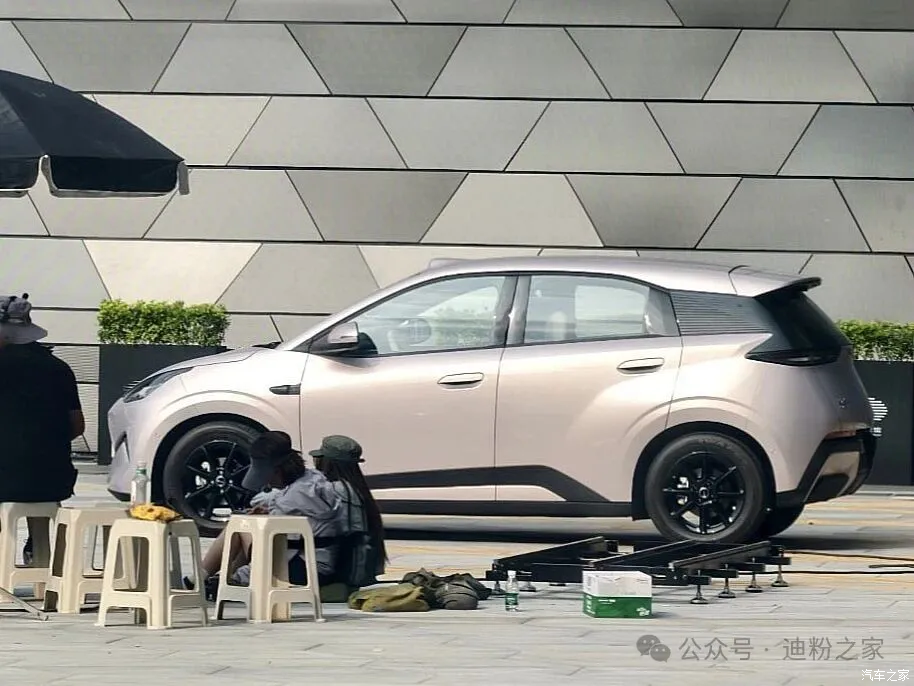 http://www2.autoimg.cn/chejiahaodfs/g34/M0A/93/12/620x0_1_autohomecar__ChxpWGqwi-KACR5oAAqak3Gq7FU281.png
