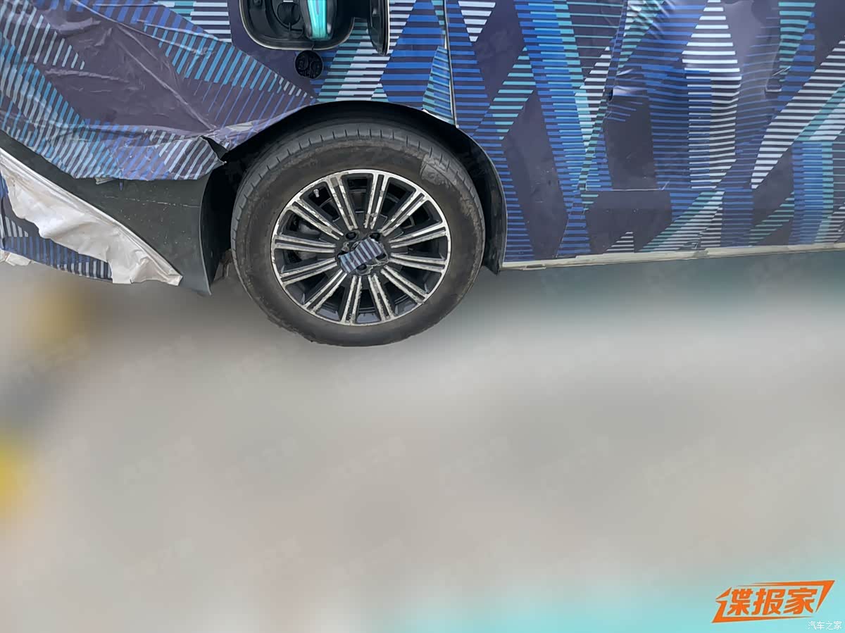 http://www2.autoimg.cn/chejiahaodfs/g33/M0A/6F/32/620x0_1_autohomecar__ChxpVWrIhHCAJVgQAAF-XDll2bI357.jpg