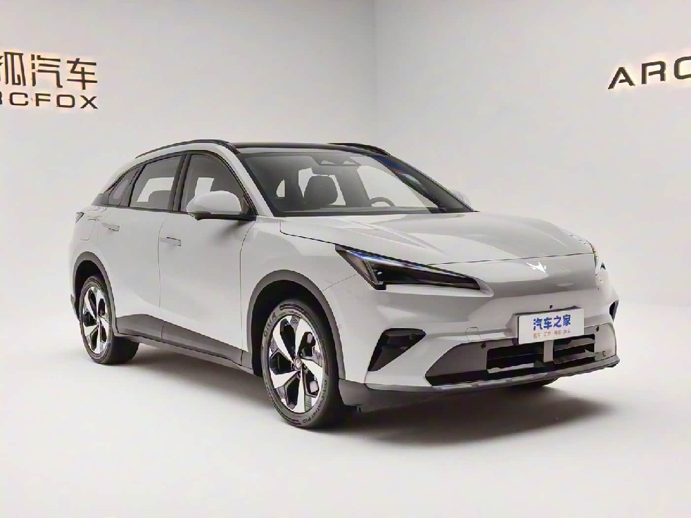 The new Alpha T5 will be launched soon, supporting city and highway NOA and adding an extended-range version.